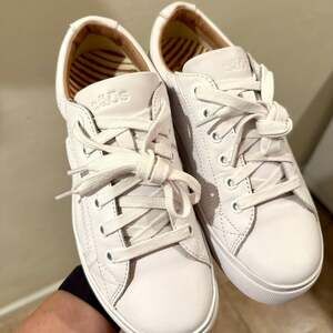 NEW Taos Plim Soul Lux Leather Platform Sneaker